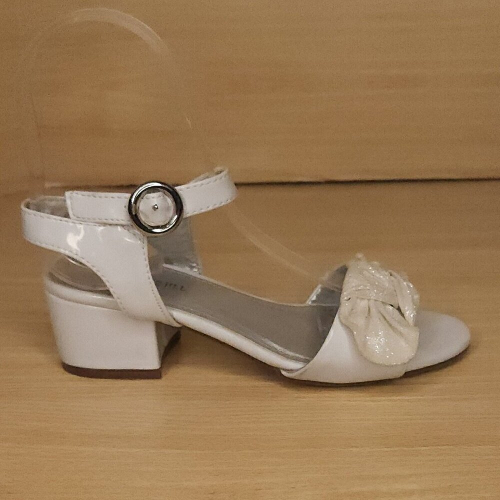 Christe & Jill Girl's Ruby White Dressy Sandals 2